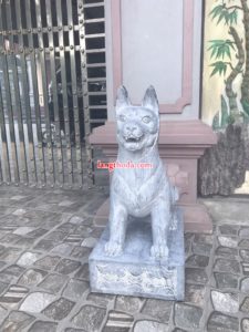 tượng chó đá